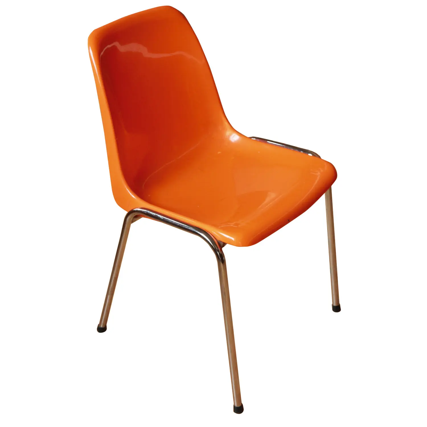 Chaise disponible à la location au Famenne &amp; Art Museum